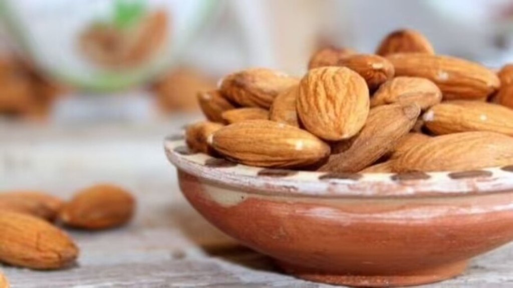 भिजेको बदाम हरेक बिहान खाँदा हुन्छन् यस्ता फाइदा